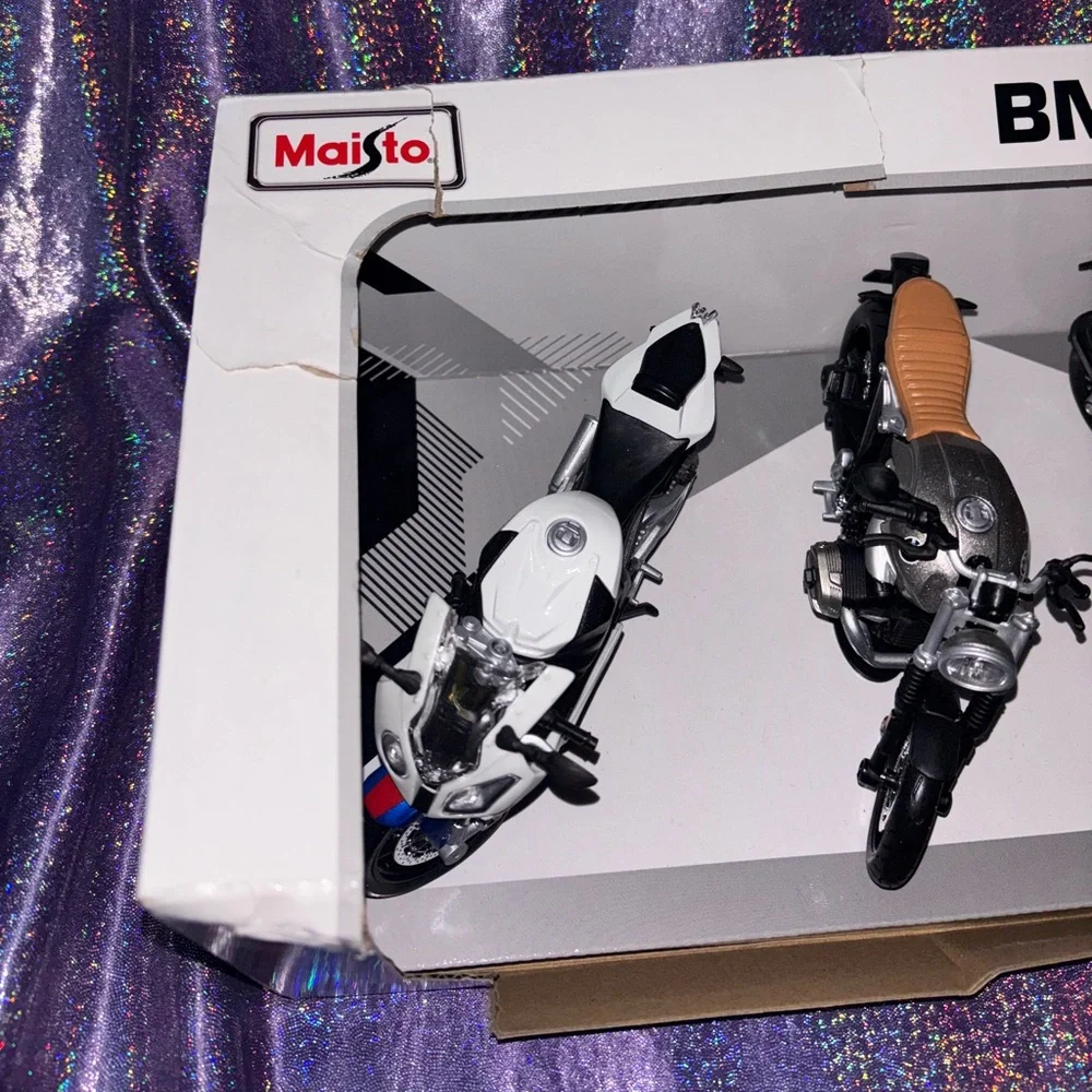 Maisto BMW Motorcycle Set